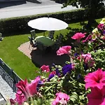Alpenrose Casa de hóspedes 3*