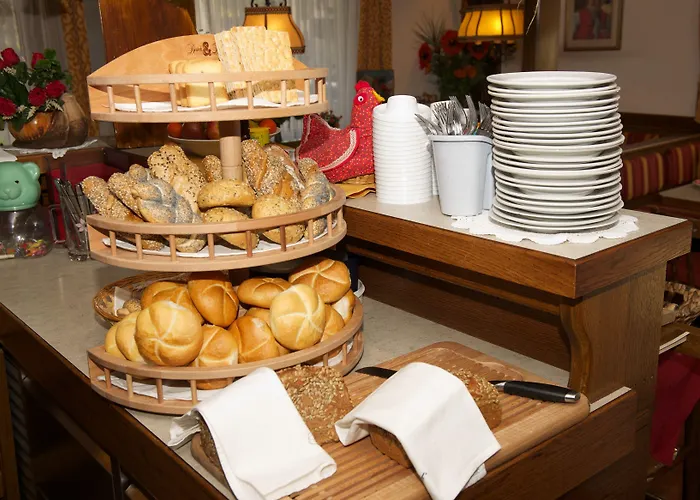 Alpenrose Pensionat 3*