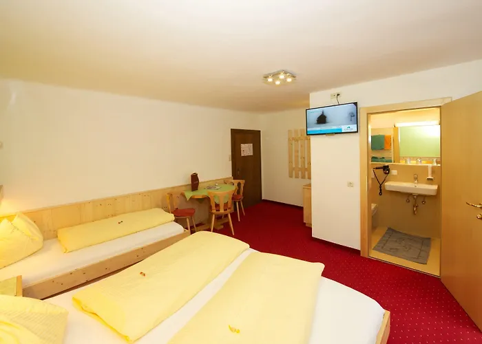 Alpenrose Pensionat 3*