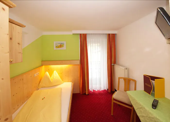 Alpenrose ツェル アム ゼー