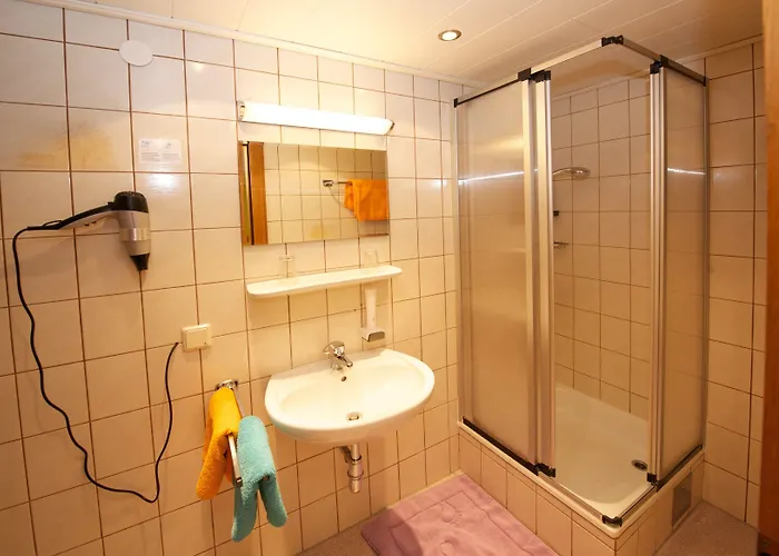 Alpenrose ゲストハウス