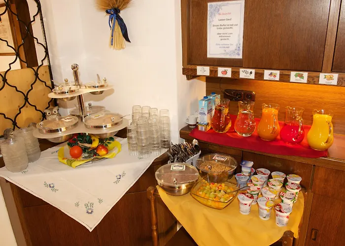 ゲストハウス Alpenrose ツェル アム ゼー